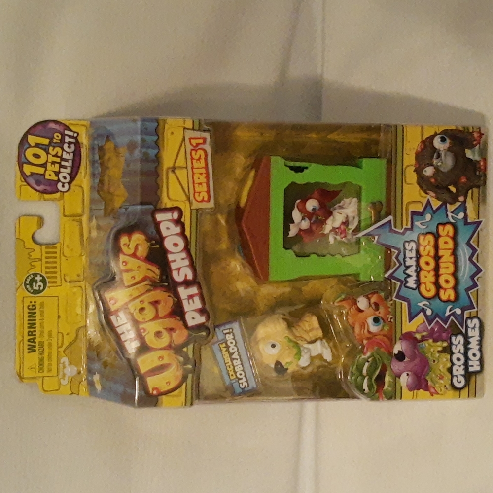 The Ugglys Pet Shop Series 1 Exclusive Slabrador Toy Collectible (Box Damage) - Picture 2 of 13